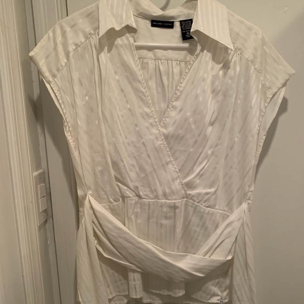 New York and Company, white short sleeve shirt
